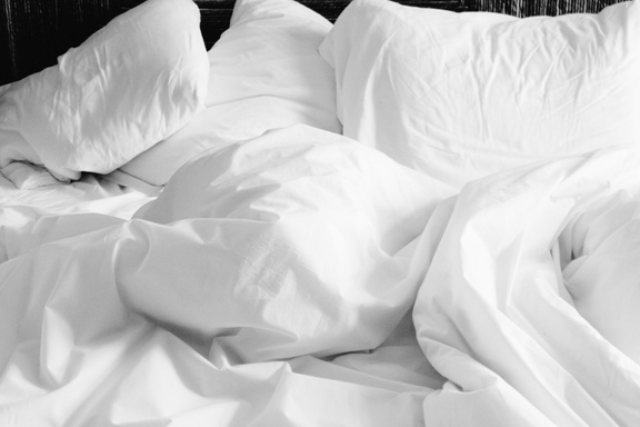 White Bed Comforter